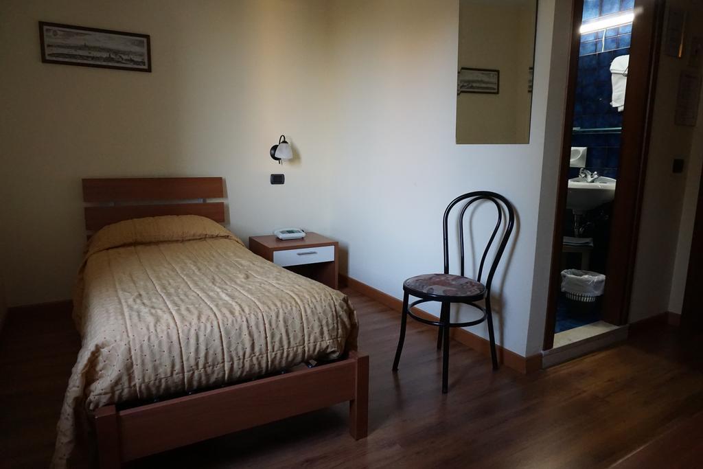 Hotel Siros Verona Værelse billede